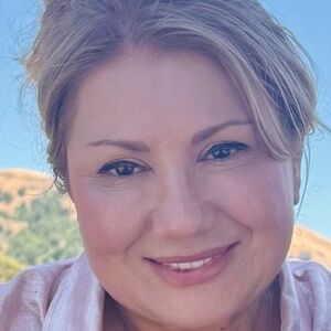 Meet your Posher, Rose